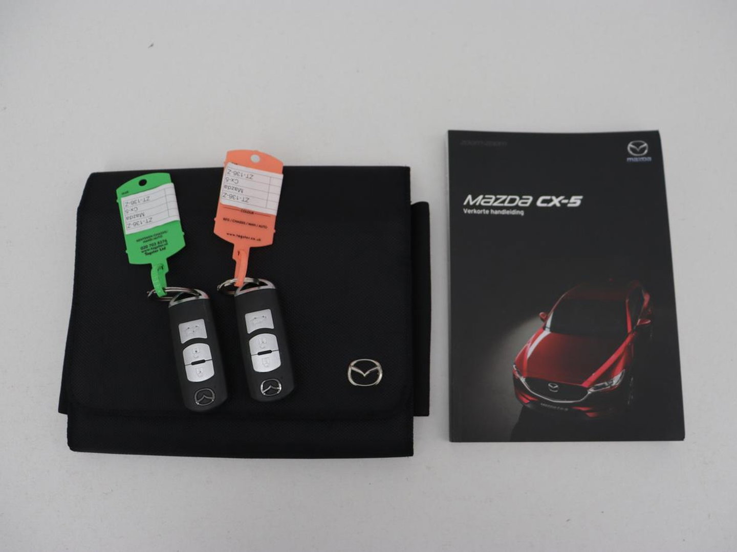 Mazda CX-5 2.0 SkyActiv-G 165 Business Luxury | Stoelverwarming | Leder | 360 Camera | Keyless | Carplay | Full LED | Achterbankverwarming | Navigatie | Memory | Dodehoek detectie | Climate control