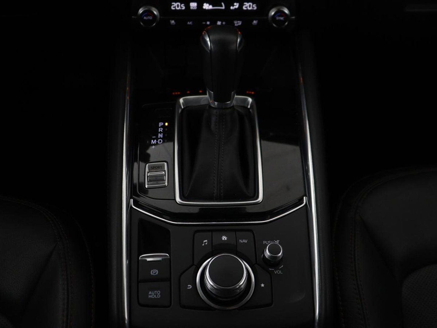 Mazda CX-5 2.0 SkyActiv-G 165 Business Luxury | Stoelverwarming | Leder | 360 Camera | Keyless | Carplay | Full LED | Achterbankverwarming | Navigatie | Memory | Dodehoek detectie | Climate control