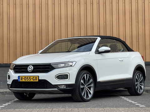 Volkswagen T-Roc Cabrio 1.5 TSI R-Line | Adaptive Cruise Control | Stoelverwarming | Stuurwielverwarming | Apple carplay | Android Auto | Lichtmetaal |
