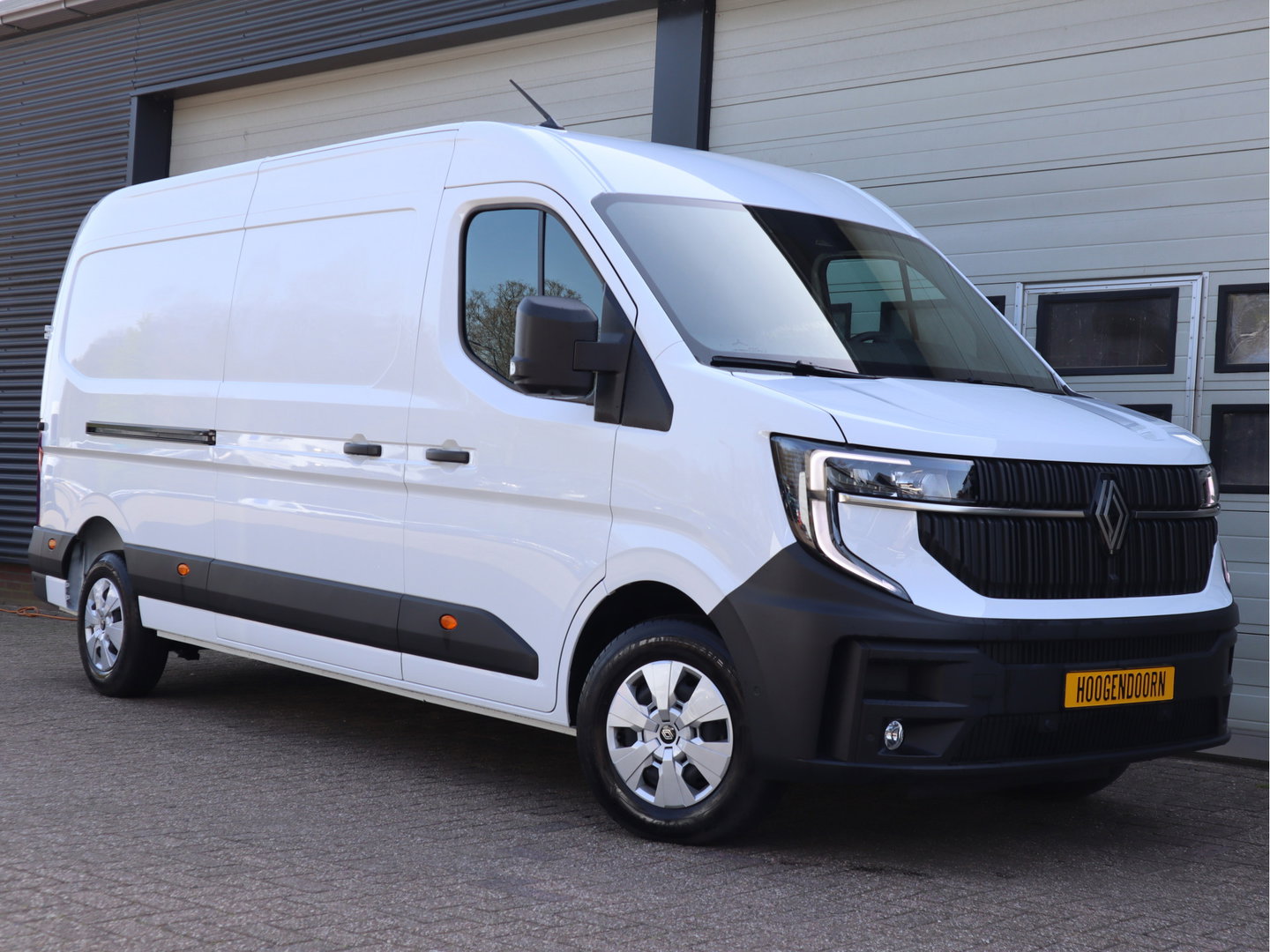 Renault Master T35 2.0 dCi 150pk Euro 6 L3H2 Maxi - Apple - Cruise