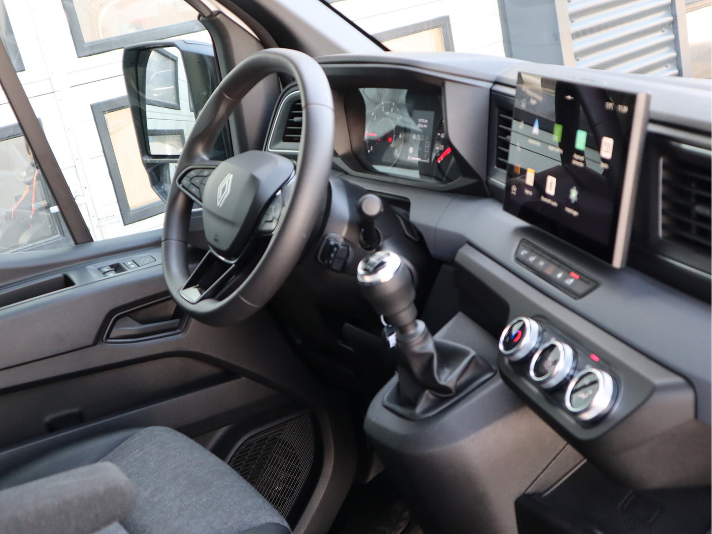 Renault Master T35 2.0 dCi 150pk Euro 6 L3H2 Maxi - Apple - Cruise