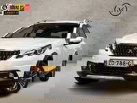 Peugeot 2008 - 1.2 PureTech Allure Automaat (APPLE CARPLAY, LOGISCH NAP, NAVIGATIE, CLIMATE, CAMERA, LEDER, SPORTSTOELEN, GETINT GLAS, LM VELGEN, PARKEERSENSOREN, NIEUWE APK, NIEUWSTAAT)