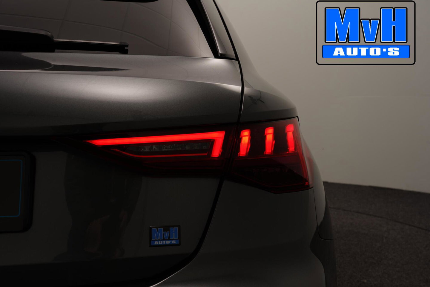 Audi A3 Sportback 30 TFSI S-Line|MATRIX-LED|ACC|19INCH|NAP