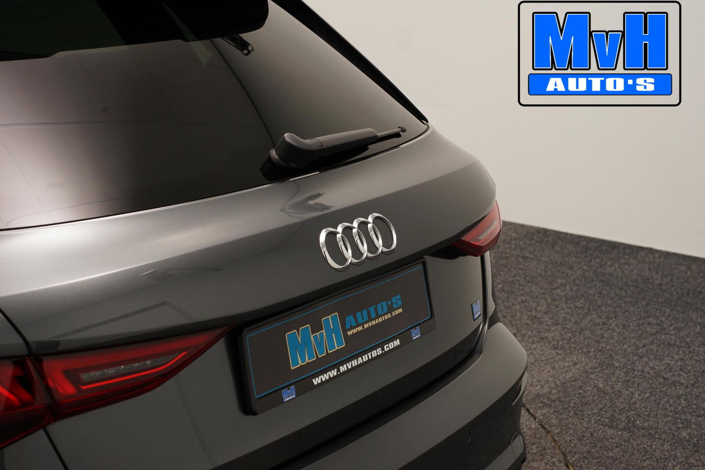 Audi A3 Sportback 30 TFSI S-Line|MATRIX-LED|ACC|19INCH|NAP