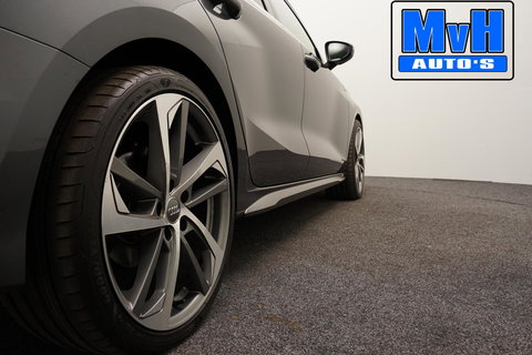 Audi A3 Sportback 30 TFSI S-Line|MATRIX-LED|ACC|19INCH|NAP