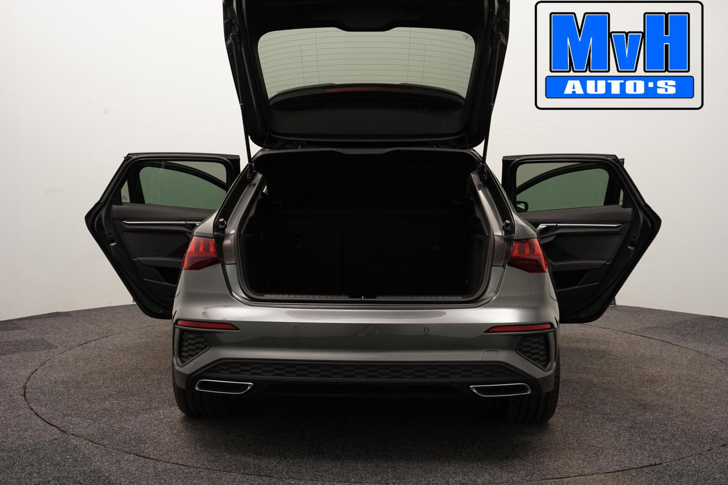 Audi A3 Sportback 30 TFSI S-Line|MATRIX-LED|ACC|19INCH|NAP