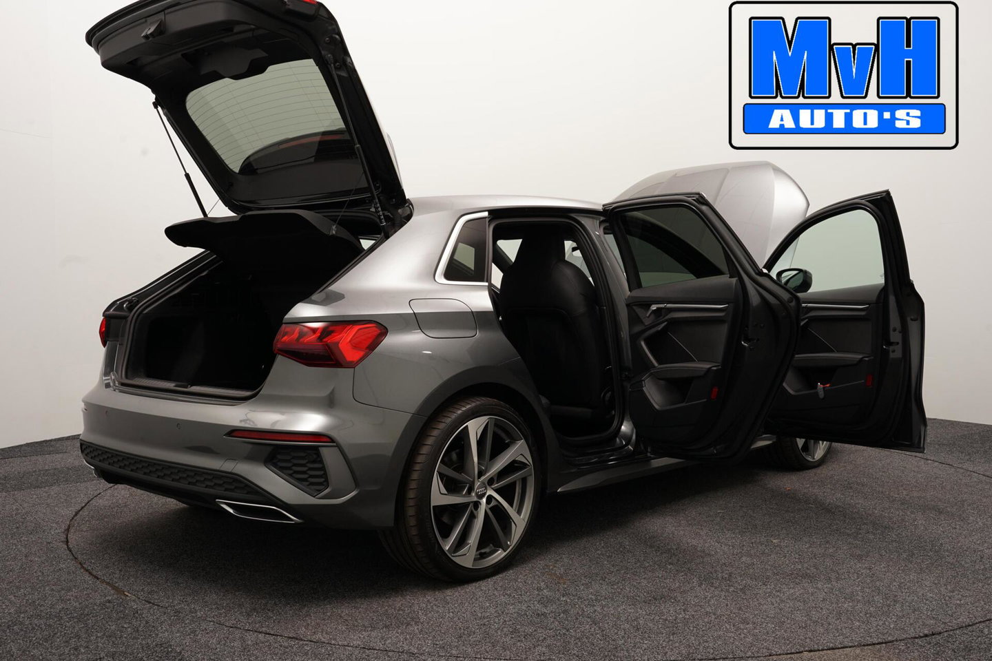 Audi A3 Sportback 30 TFSI S-Line|MATRIX-LED|ACC|19INCH|NAP