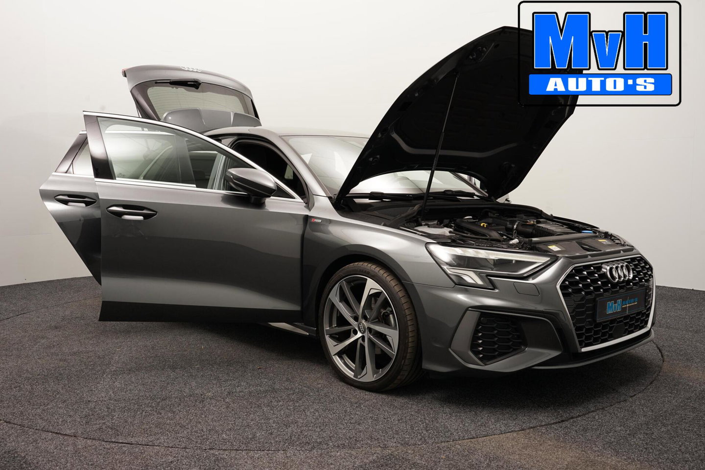 Audi A3 Sportback 30 TFSI S-Line|MATRIX-LED|ACC|19INCH|NAP