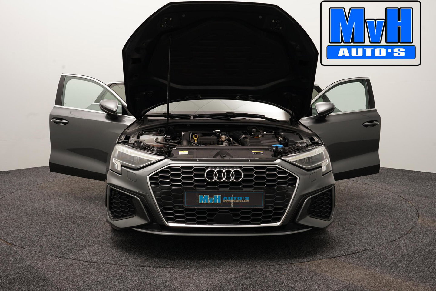 Audi A3 Sportback 30 TFSI S-Line|MATRIX-LED|ACC|19INCH|NAP