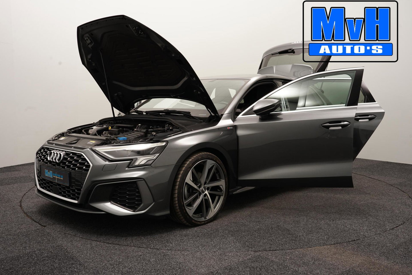 Audi A3 Sportback 30 TFSI S-Line|MATRIX-LED|ACC|19INCH|NAP