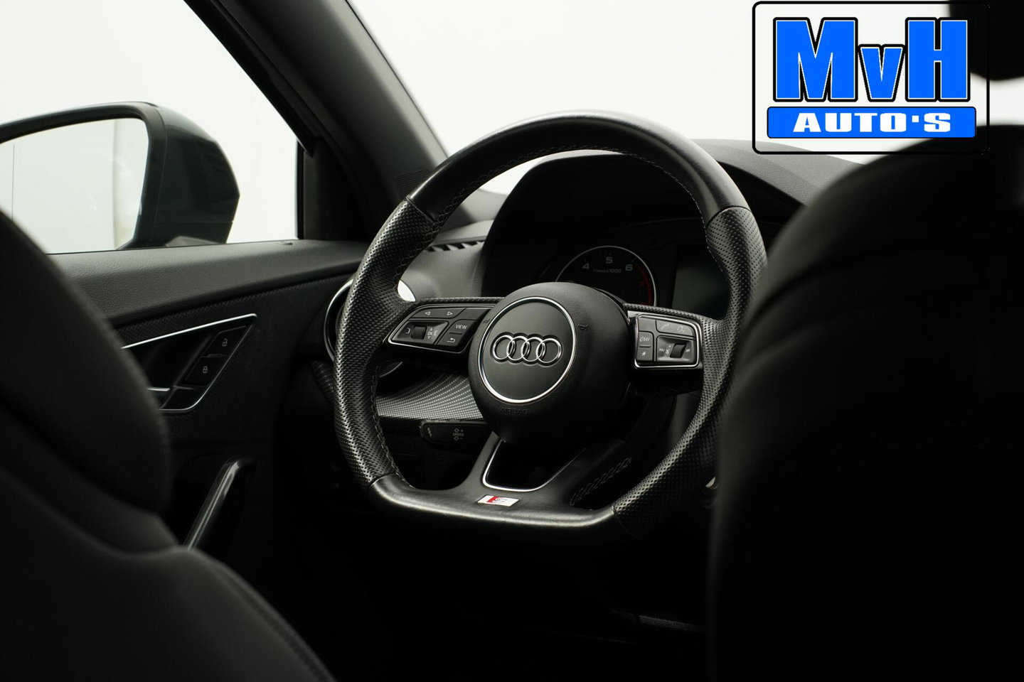 Audi Q2 35 TFSI S-Line|MATRIX-LED|STOELVERW|CAMERA|ORG.NL