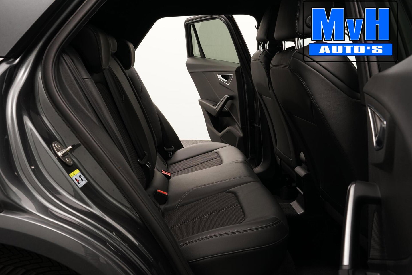 Audi Q2 35 TFSI S-Line|MATRIX-LED|STOELVERW|CAMERA|ORG.NL