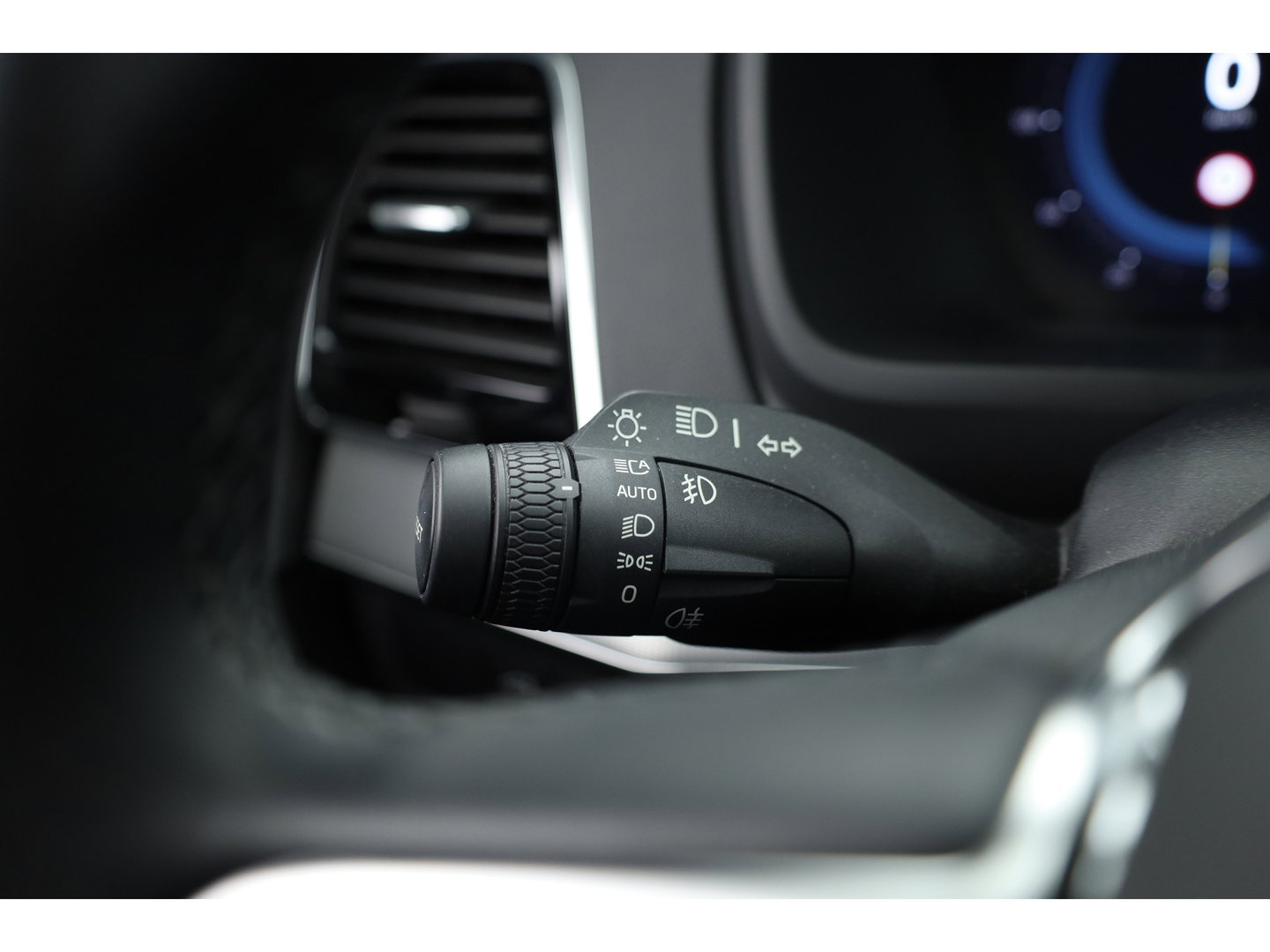 Volvo XC90 2.0 T8 Recharge AWD Plus Bright | SOH 95.9% | Pano | Elek. Trekhaak | Camera | Harman Kardon | Memory | Stoel- Stuurverw.