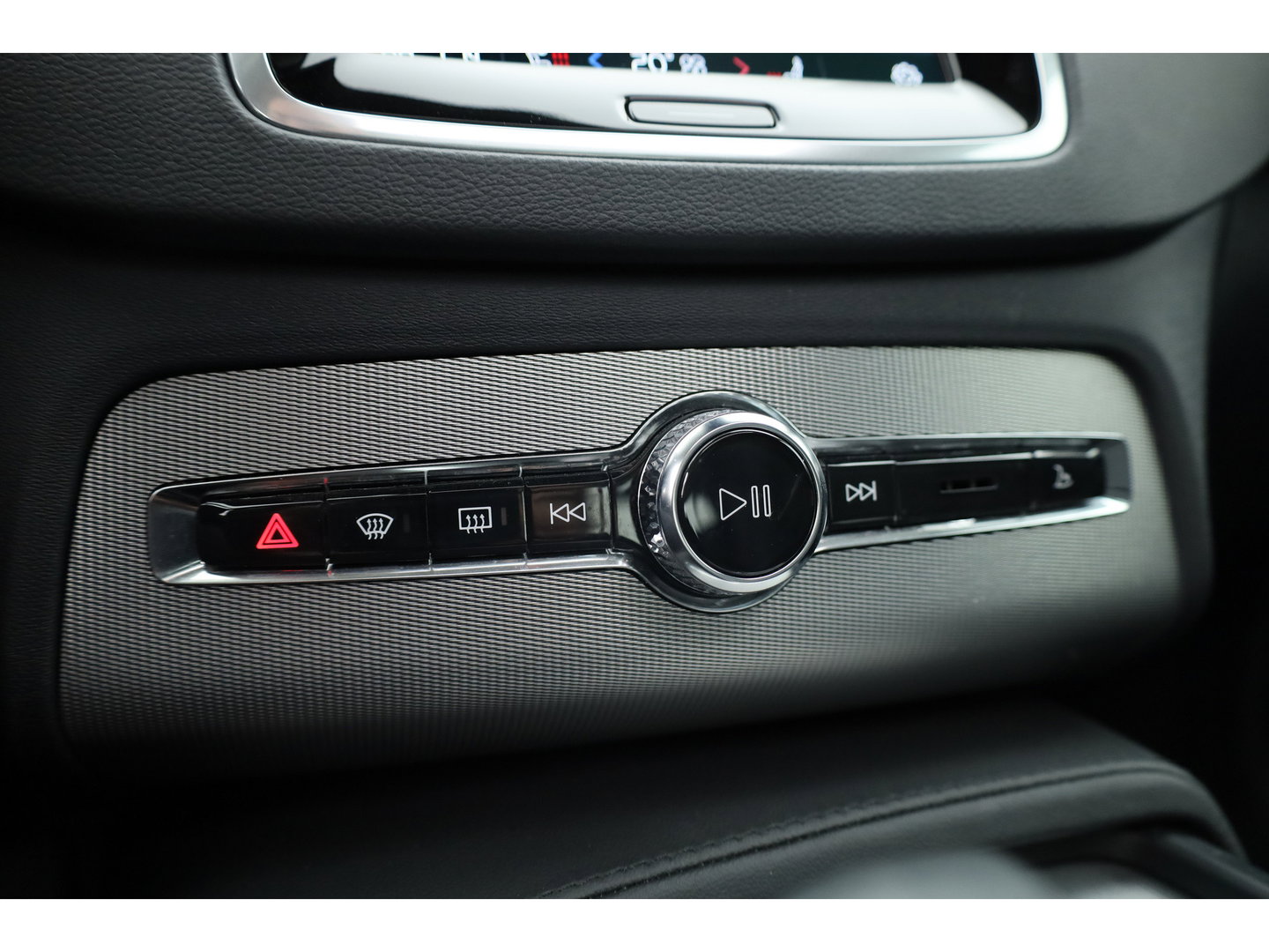 Volvo XC90 2.0 T8 Recharge AWD Plus Bright | SOH 95.9% | Pano | Elek. Trekhaak | Camera | Harman Kardon | Memory | Stoel- Stuurverw.