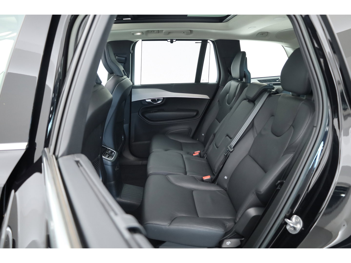 Volvo XC90 2.0 T8 Recharge AWD Plus Bright | SOH 95.9% | Pano | Elek. Trekhaak | Camera | Harman Kardon | Memory | Stoel- Stuurverw.