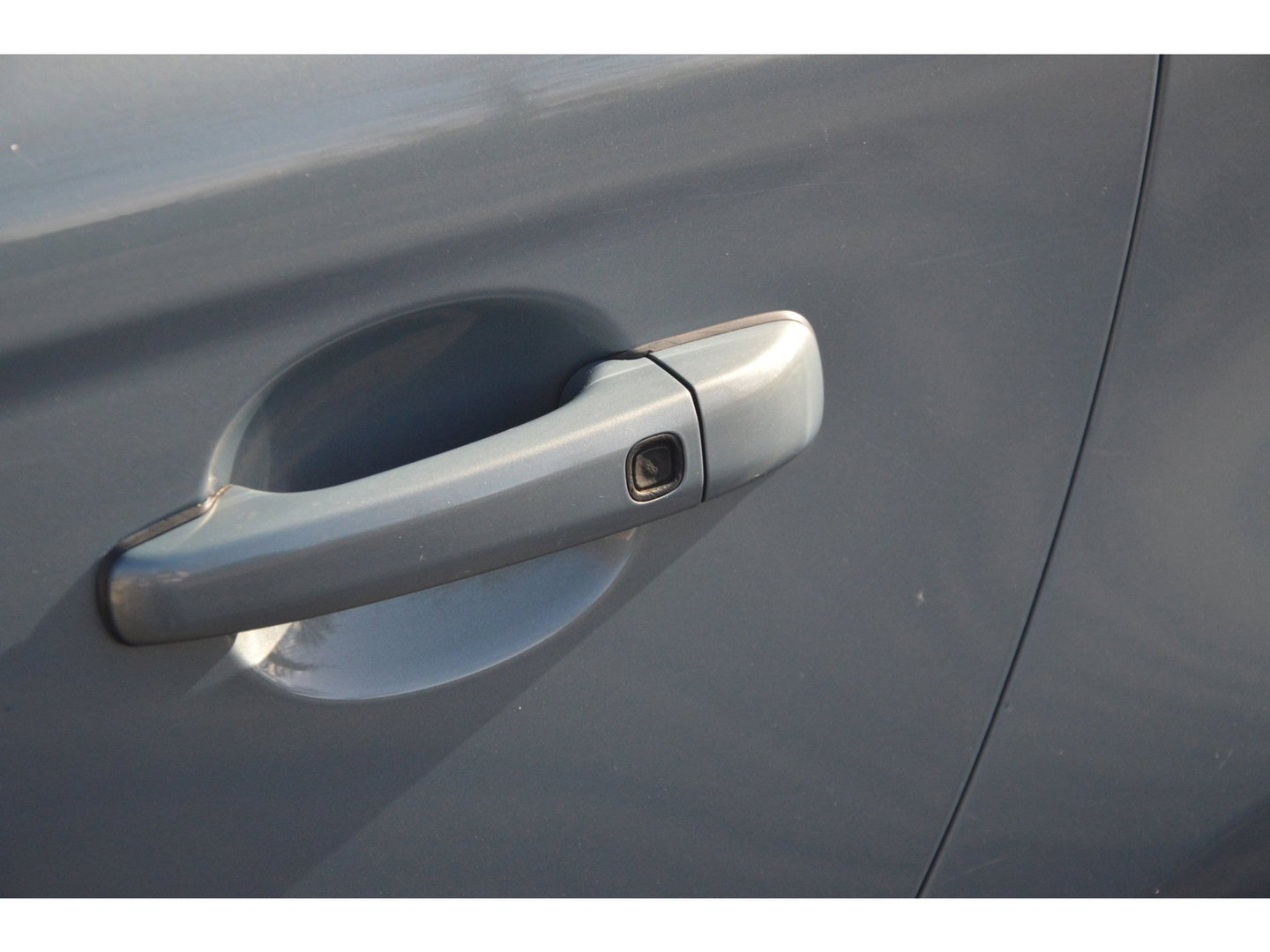 Volvo XC60 3.0 T6 AWD Summum | Dealer Onderhouden | Adaptive Cruise | Trekhaak | Stoelverwarming | Keyless |