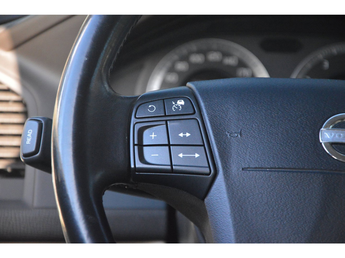 Volvo XC60 3.0 T6 AWD Summum | Dealer Onderhouden | Adaptive Cruise | Trekhaak | Stoelverwarming | Keyless |