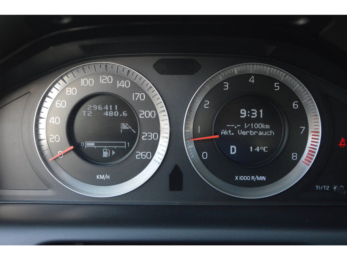 Volvo XC60 3.0 T6 AWD Summum | Dealer Onderhouden | Adaptive Cruise | Trekhaak | Stoelverwarming | Keyless |