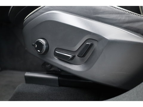 Volvo XC60 T6 Plug-in hybrid Plus Dark | Pano | Memory seats | 360cam | Elek. Trekhaak | 20'' | Pilot Assist | Stoel- Stuurverw.