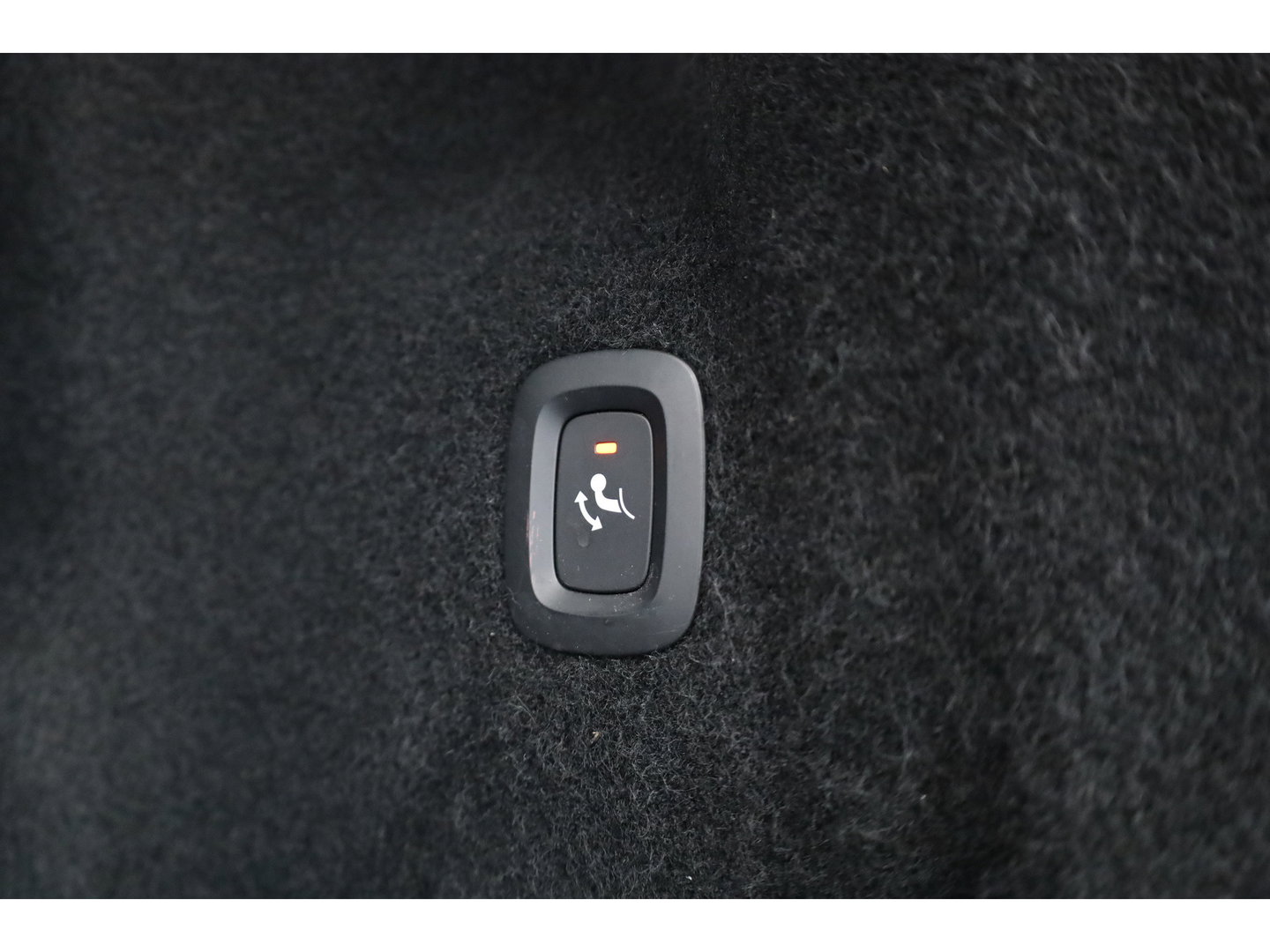 Volvo XC60 T6 Plug-in hybrid Plus Dark | Pano | Memory seats | 360cam | Elek. Trekhaak | 20'' | Pilot Assist | Stoel- Stuurverw.