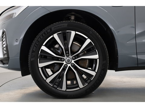 Volvo XC60 T6 Plug-in hybrid Plus Dark | Pano | Memory seats | 360cam | Elek. Trekhaak | 20'' | Pilot Assist | Stoel- Stuurverw.