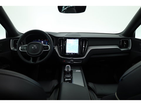 Volvo XC60 T6 Plug-in hybrid Plus Dark | Pano | Memory seats | 360cam | Elek. Trekhaak | 20'' | Pilot Assist | Stoel- Stuurverw.