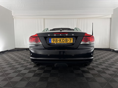 Volvo C70 Convertible 2.4 D5 Kinetic Aut. *LEATHER | XENON | MEMORY-PACK | HEATED-COMFORTSEATS | CARPLAY | ECC | PDC | CRUISE | 17''ALU | TOWBAR*
