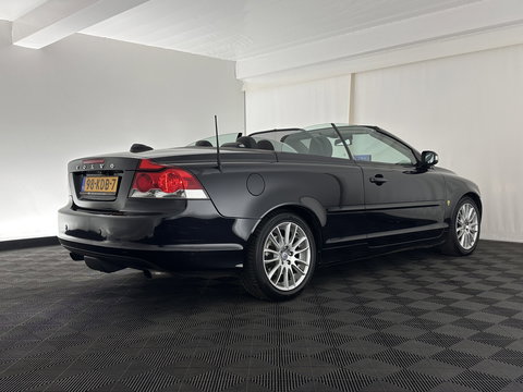 Volvo C70 Convertible 2.4 D5 Kinetic Aut. *LEATHER | XENON | MEMORY-PACK | HEATED-COMFORTSEATS | CARPLAY | ECC | PDC | CRUISE | 17''ALU | TOWBAR*