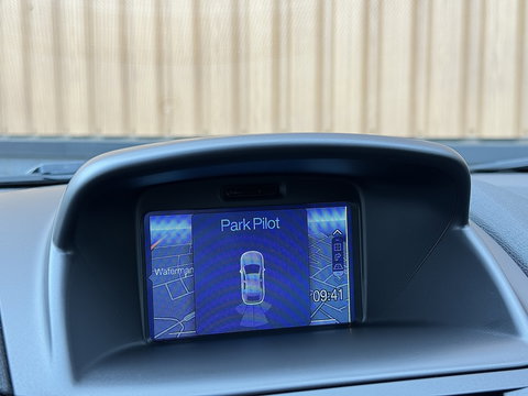 Ford Fiesta 1.0 EcoBoost ST Line | Origineel Nederlands | 126 PK! | Navigatie | Bluetooth | Parkeersensoren | Isofix | Cruise Control | Airconditioning | LED |