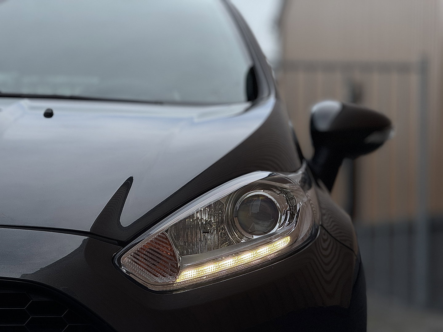 Ford Fiesta 1.0 EcoBoost ST Line | Origineel Nederlands | 126 PK! | Navigatie | Bluetooth | Parkeersensoren | Isofix | Cruise Control | Airconditioning | LED |