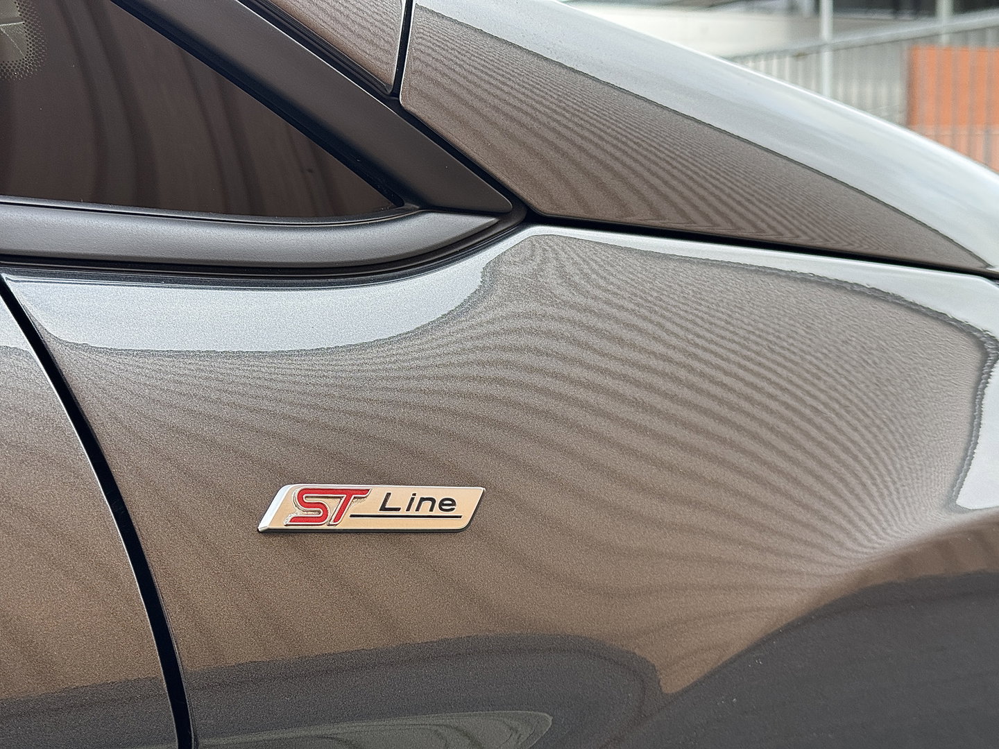 Ford Fiesta 1.0 EcoBoost ST Line | Origineel Nederlands | 126 PK! | Navigatie | Bluetooth | Parkeersensoren | Isofix | Cruise Control | Airconditioning | LED |