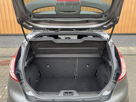 Ford Fiesta 1.0 EcoBoost ST Line | Origineel Nederlands | 126 PK! | Navigatie | Bluetooth | Parkeersensoren | Isofix | Cruise Control | Airconditioning | LED |