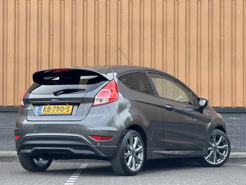 Ford Fiesta 1.0 EcoBoost ST Line | Origineel Nederlands | 126 PK! | Navigatie | Bluetooth | Parkeersensoren | Isofix | Cruise Control | Airconditioning | LED |