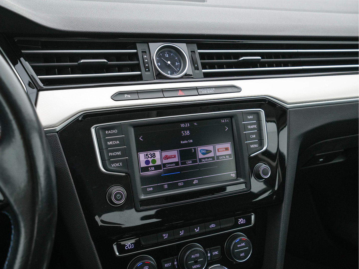 Volkswagen Passat 1.4 TSI GTE Connected Series Aut. *FULL-LED | KEYLESS | NAVI-FULLMAP | DAB | SHIFT-PADDLES | ECC | PDC | CRUISE | 17''ALU*