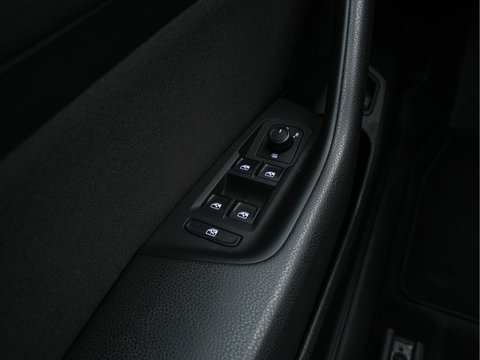 Volkswagen Passat 1.4 TSI GTE Connected Series Aut. *FULL-LED | KEYLESS | NAVI-FULLMAP | DAB | SHIFT-PADDLES | ECC | PDC | CRUISE | 17''ALU*