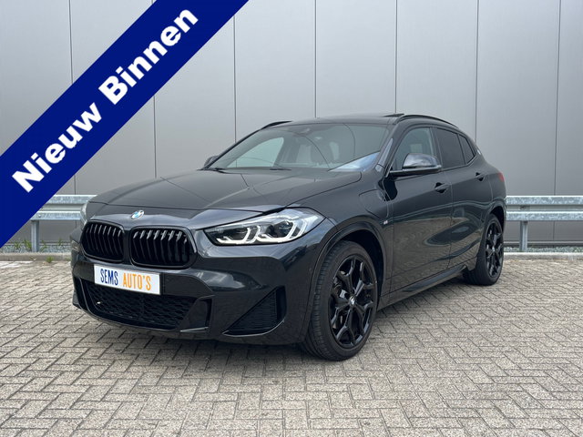 BMW X2 - xDrive25e High Executive M-Pakket / Pano / Vol Leder / Haed-up / Key Less