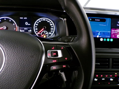 Volkswagen Polo 1.0 TSI R-Line "Origineel NL!" Draadloze-Carplay Adaptive-Cruise Climatronic DAB+ Sportstoelen Navigatie Bluetooth