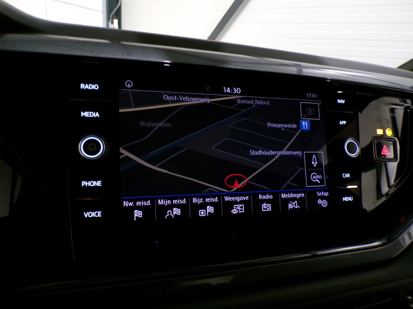 Volkswagen Polo 1.0 TSI R-Line "Origineel NL!" Draadloze-Carplay Adaptive-Cruise Climatronic DAB+ Sportstoelen Navigatie Bluetooth