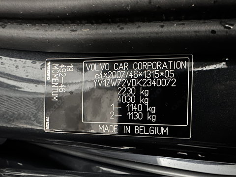 Volvo V60 2.0 D3 Momentum Aut. *PANO | HEAD-UP | LEATHER | FULL-LED | KEYLESS | BLINDSPOT | CAMERA | DAB | DIGI-COCKPIT | NAVI-FULLMAP | ECC | PDC | CRUISE | 17''ALU | TOWBAR*