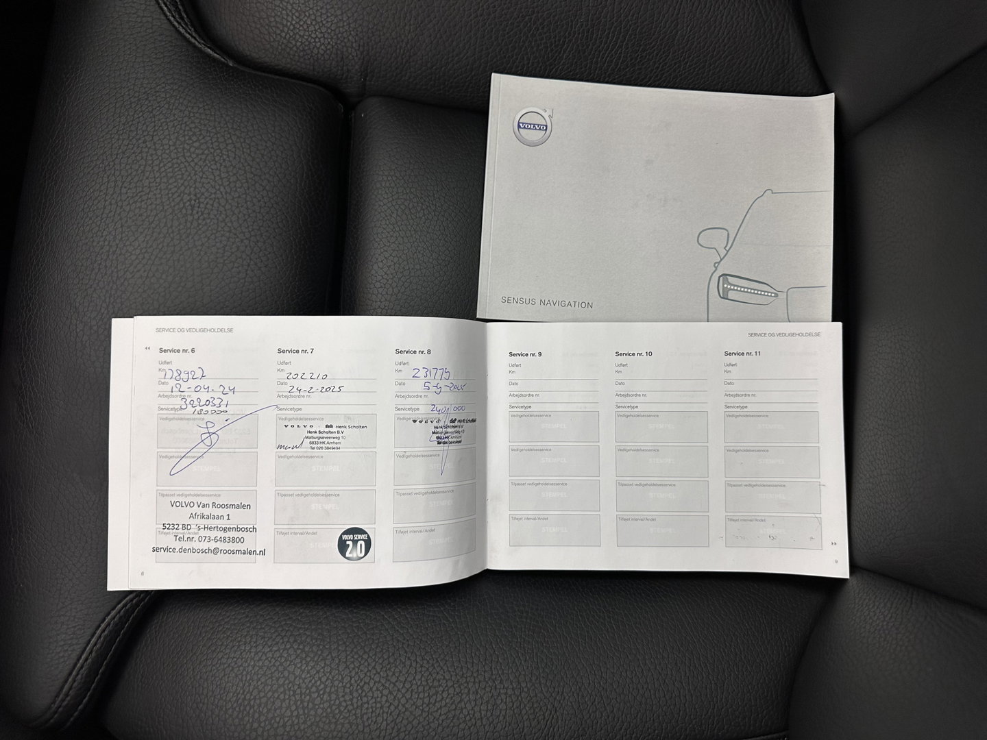 Volvo V60 2.0 D3 Momentum Aut. *PANO | HEAD-UP | LEATHER | FULL-LED | KEYLESS | BLINDSPOT | CAMERA | DAB | DIGI-COCKPIT | NAVI-FULLMAP | ECC | PDC | CRUISE | 17''ALU | TOWBAR*