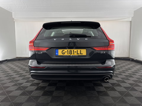 Volvo V60 2.0 D3 Momentum Aut. *PANO | HEAD-UP | LEATHER | FULL-LED | KEYLESS | BLINDSPOT | CAMERA | DAB | DIGI-COCKPIT | NAVI-FULLMAP | ECC | PDC | CRUISE | 17''ALU | TOWBAR*