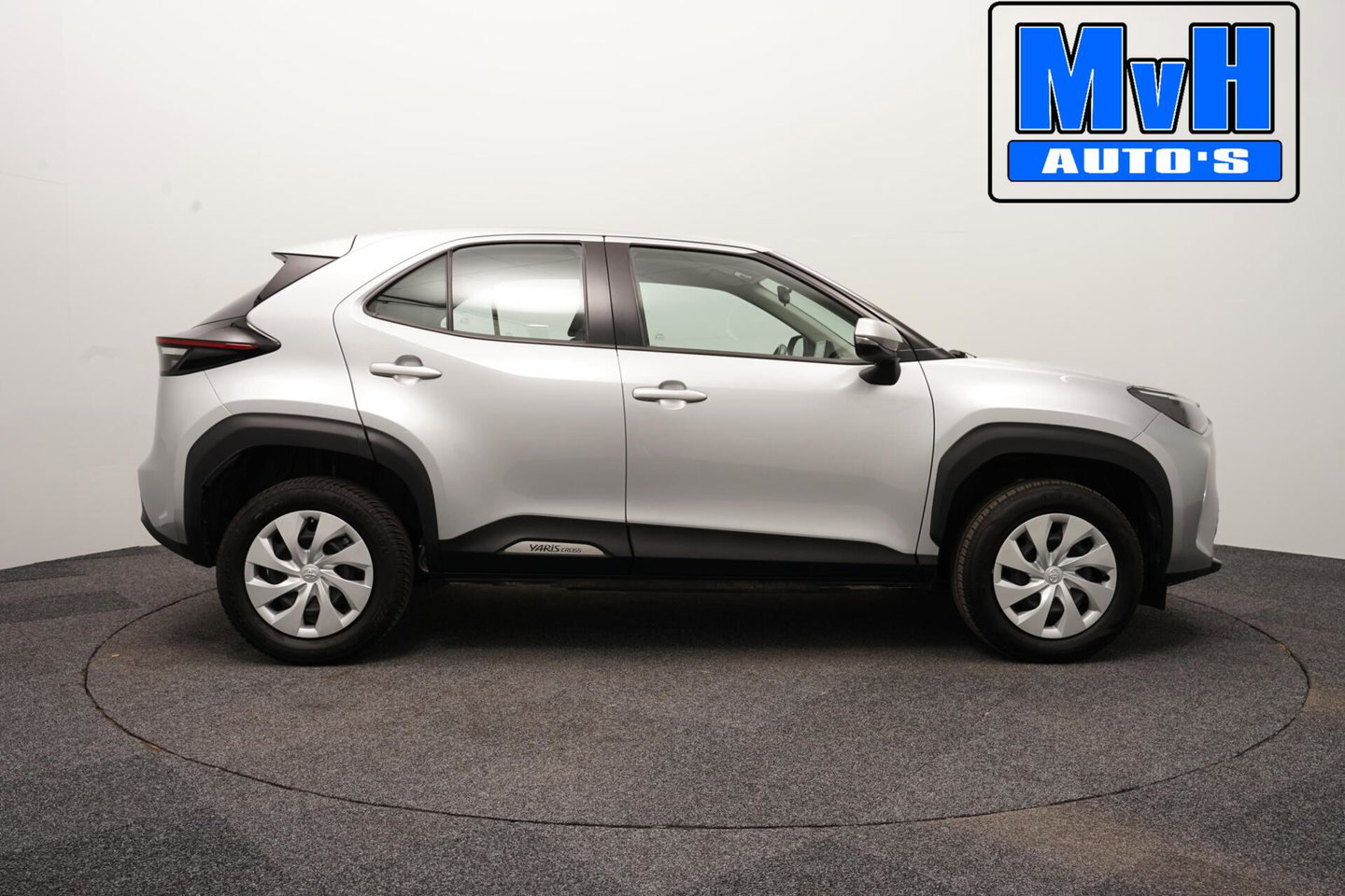 Toyota Yaris Cross 1.5 Hybrid Active|CAMERA|ADAP.CRUISE|LED