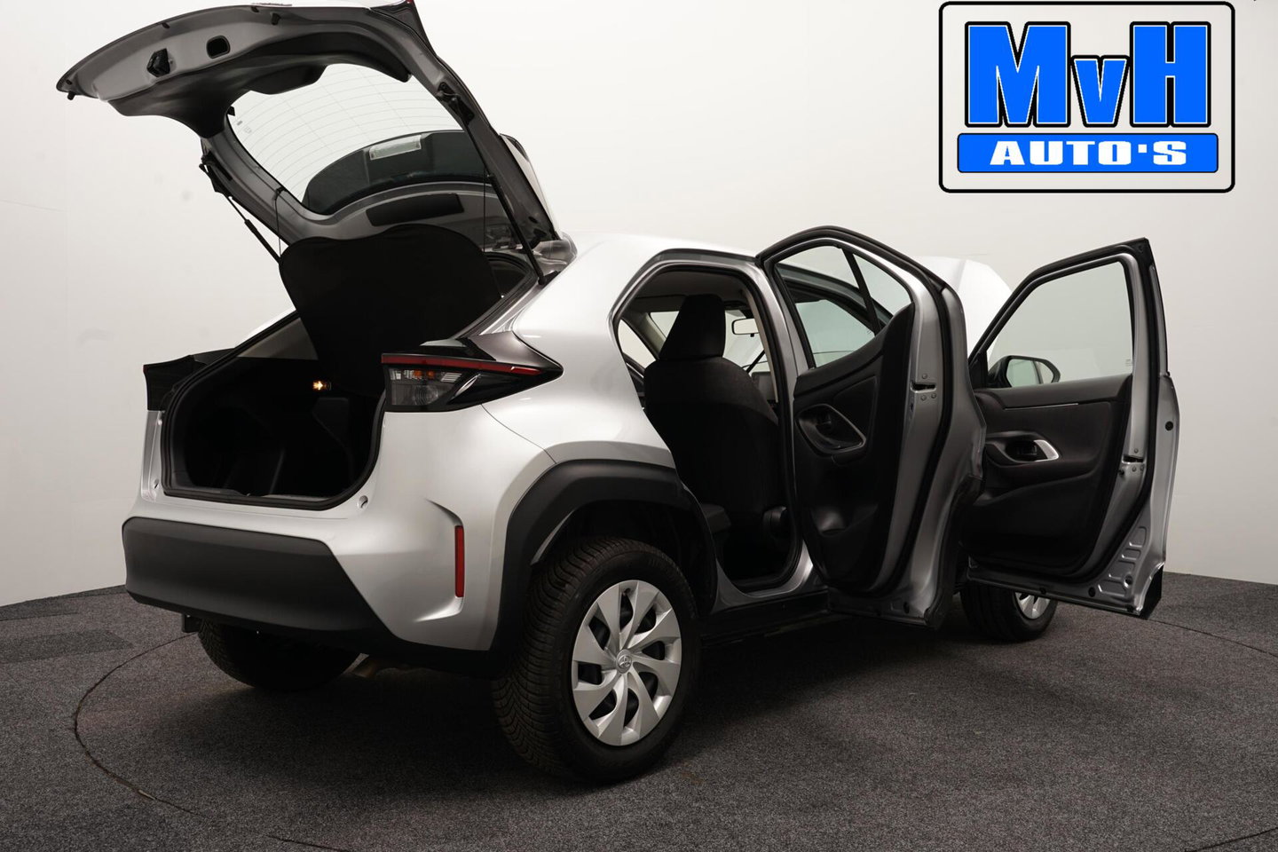 Toyota Yaris Cross 1.5 Hybrid Active|CAMERA|ADAP.CRUISE|LED