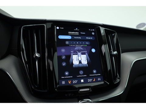 Volvo XC60 2.0 T6 Plug-in hybrid AWD Inscription Exclusive | Google | Luchtvering | Trekhaak | Head-up | H&K Audio | Pano-dak |