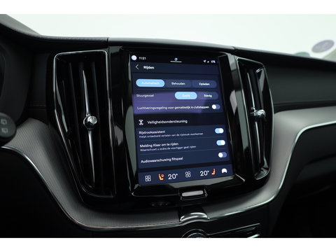 Volvo XC60 2.0 T6 Plug-in hybrid AWD Inscription Exclusive | Google | Luchtvering | Trekhaak | Head-up | H&K Audio | Pano-dak |