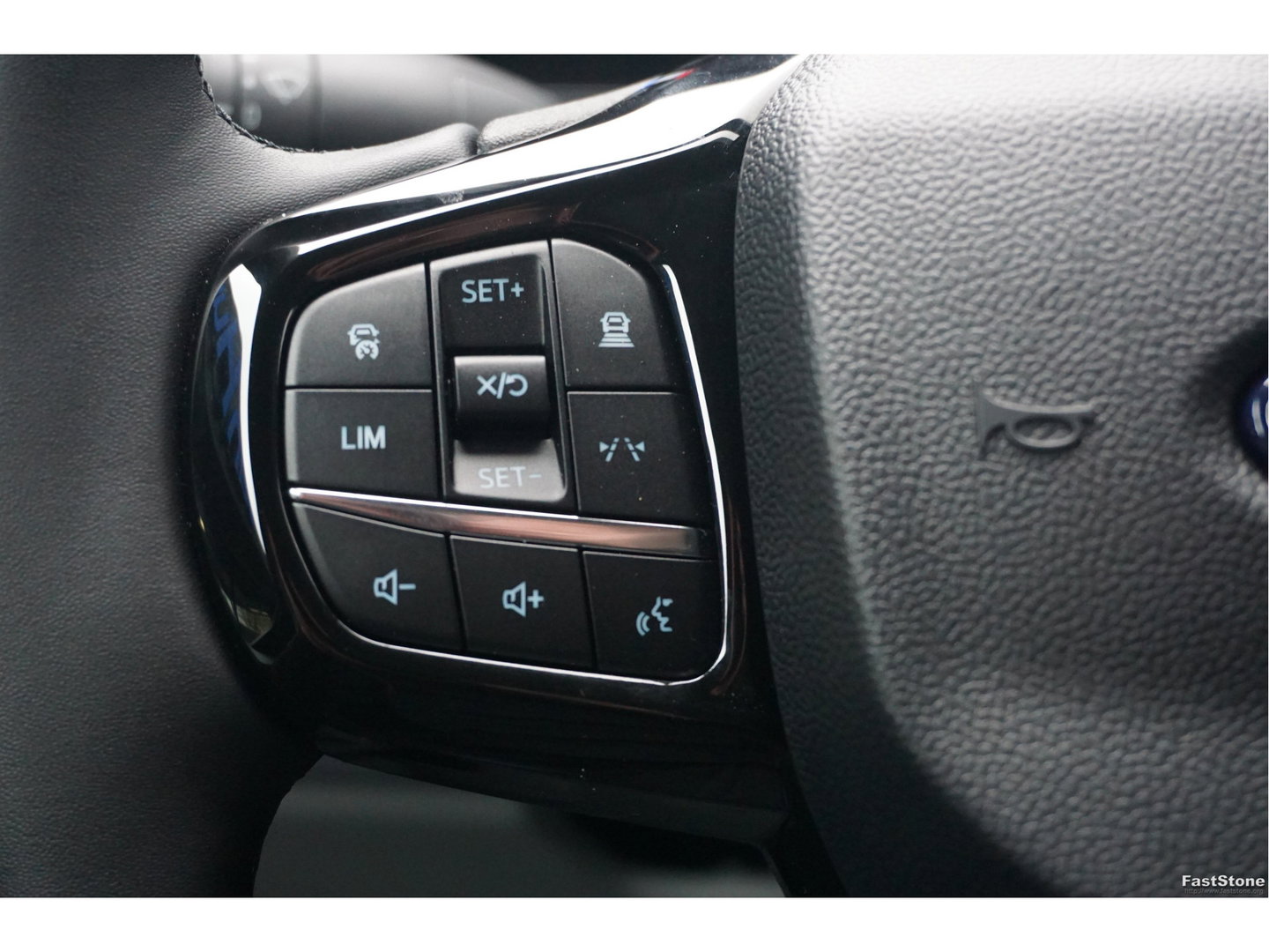 Ford Transit Custom 320L 2.5 PHEV 233PK Dubbel Cabine Limited PRIJS INCL. BPM !! 13" Navi, Adap. Cruise, Camera, 17" LM, Trekhaak!! NR. HYBDCG