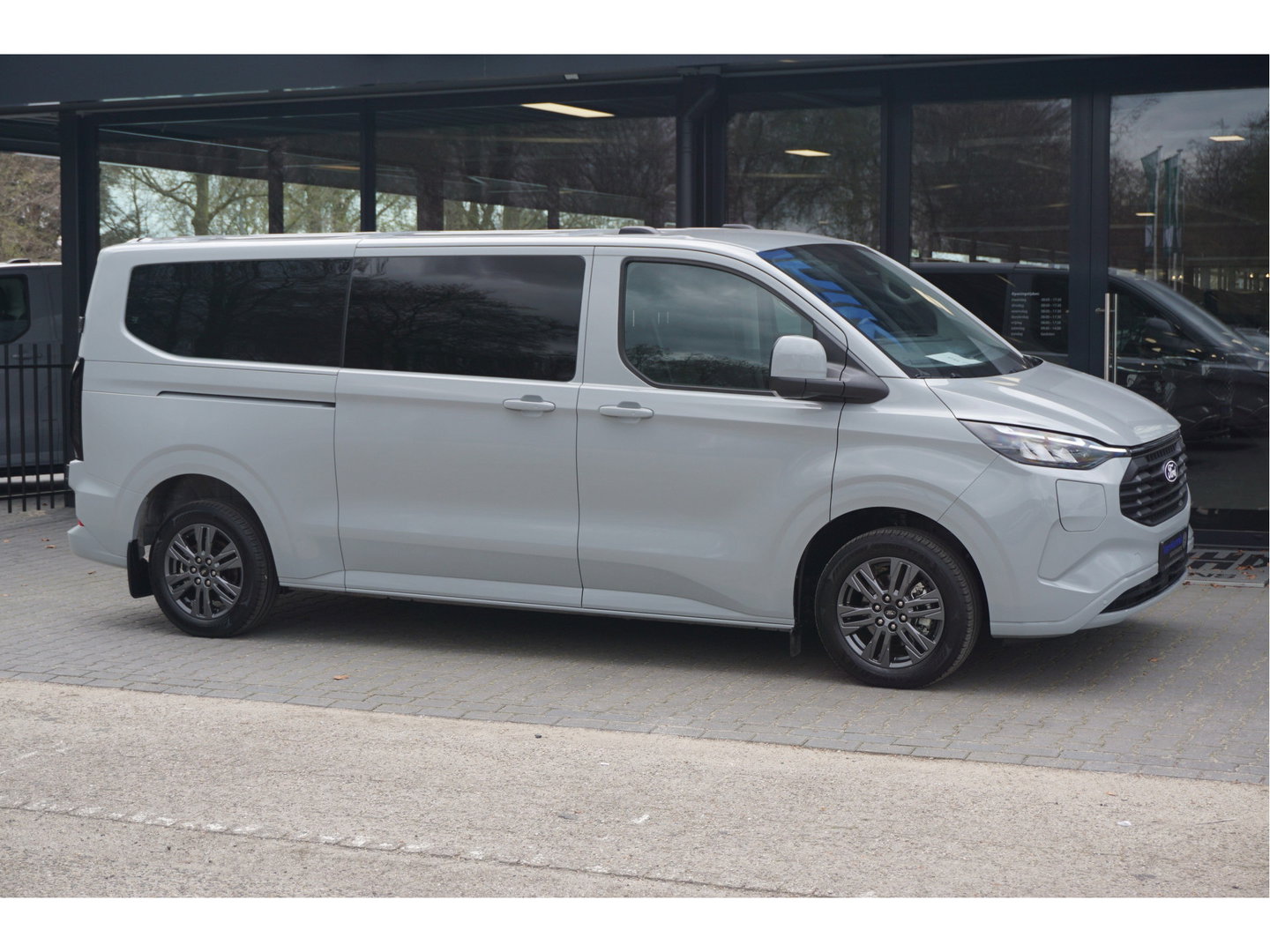 Ford Transit Custom 320L 2.5 PHEV 233PK Dubbel Cabine Limited PRIJS INCL. BPM !! 13" Navi, Adap. Cruise, Camera, 17" LM, Trekhaak!! NR. HYBDCG