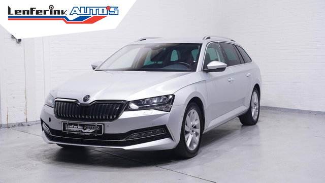 Škoda Superb - Combi 1.4 TSI iV Style SOH 94% Navi Leder/alcantara Camera Stoel- en voorruitverwarming Apple Carplay Clima