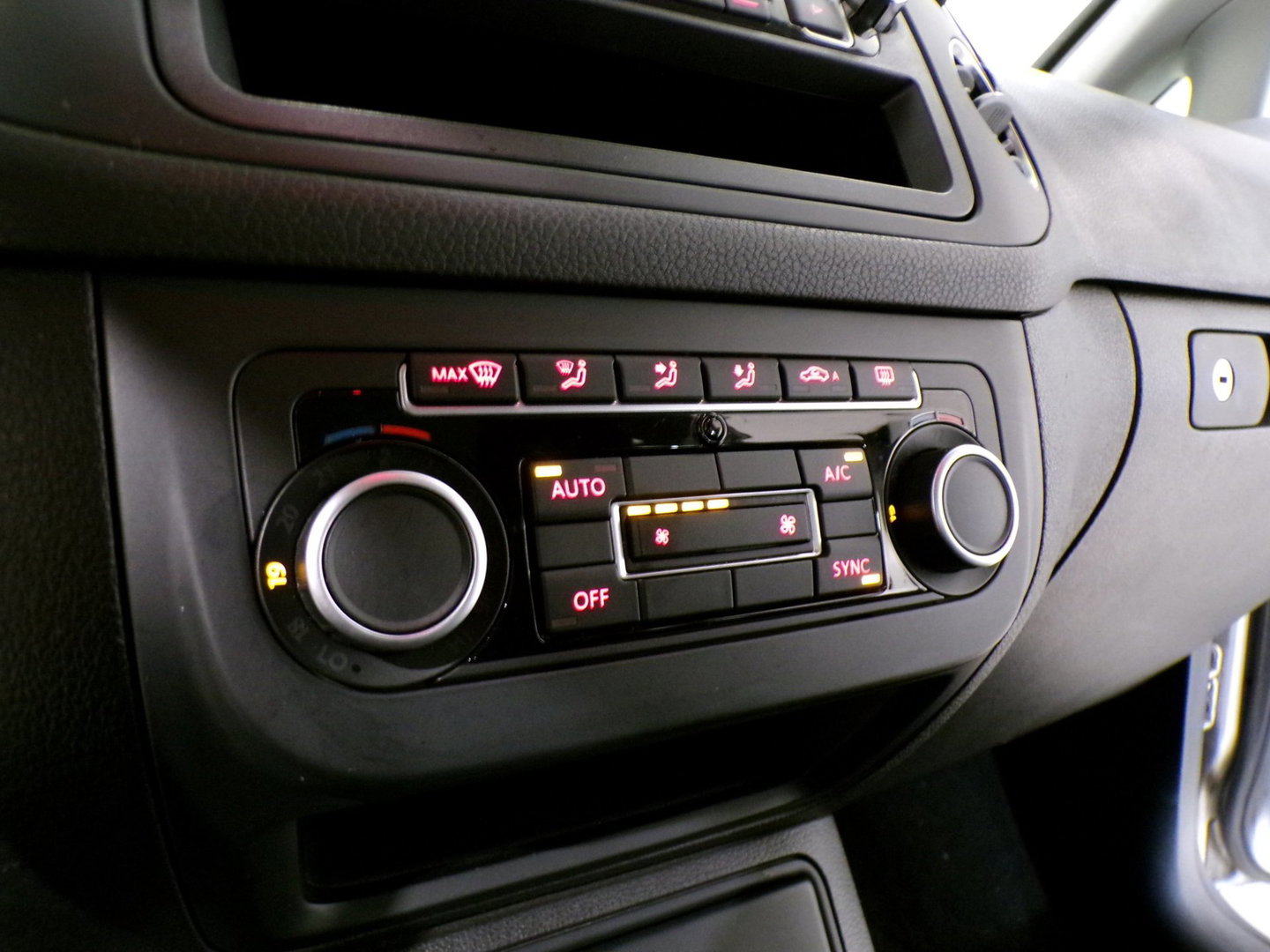 Volkswagen Golf Plus 1.2 TSI Highline "Automaat" Trekhaak Cruise-control Climatronic Apple-carplay