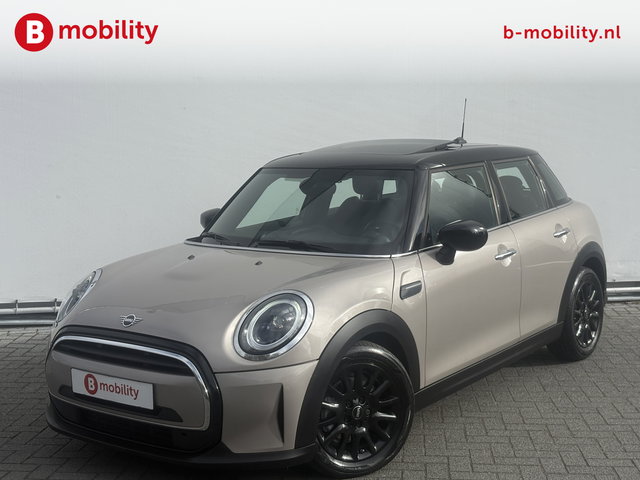 MINI Cooper - 1.5 Classic Automaat 5-Drs. Panoramadak | Sportstoelen | Apple CarPlay | Leer | DAB